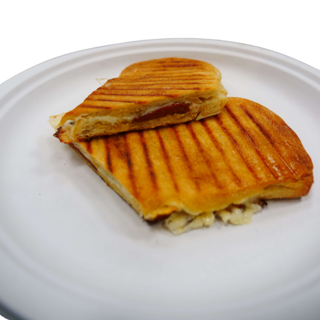 Tost (Panini w Turkish Sucuk)